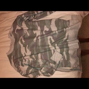 Camo sweatshirt